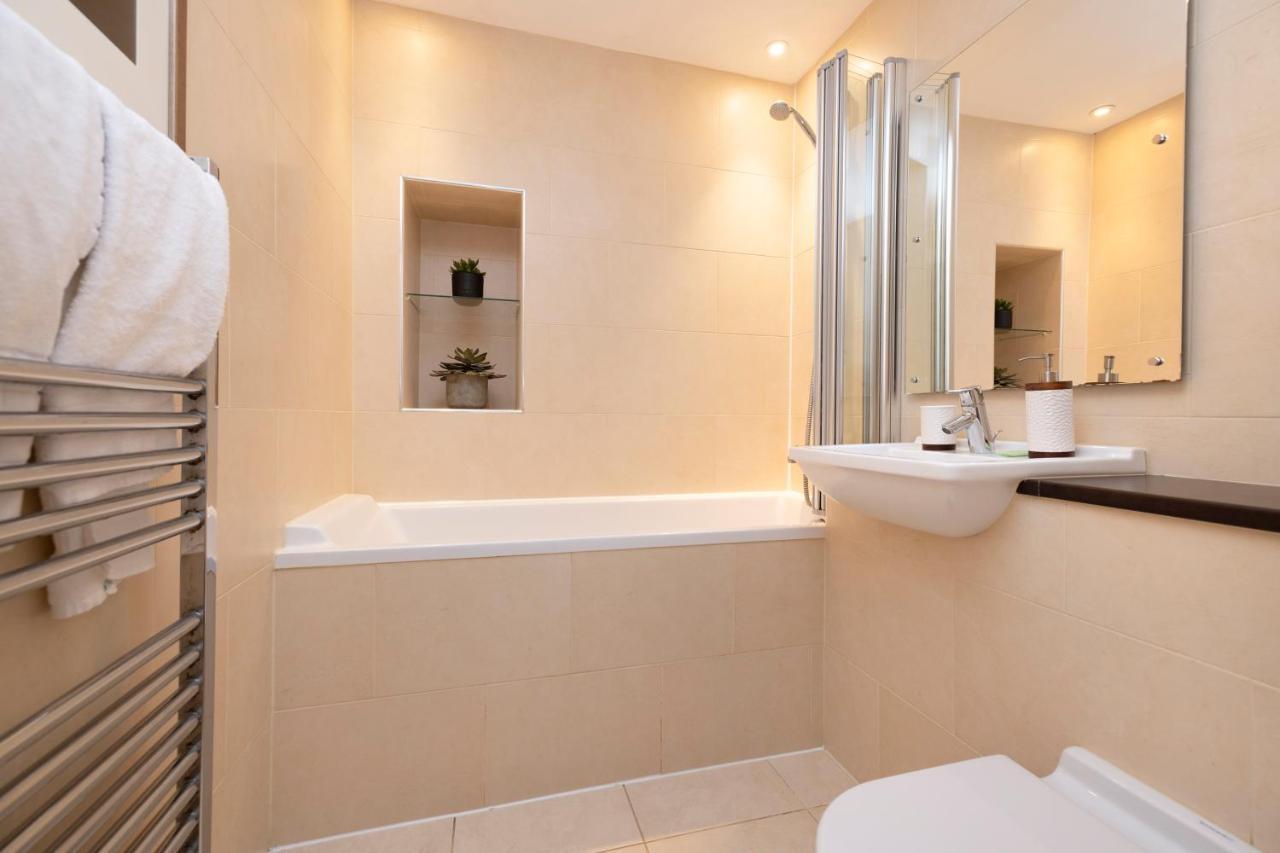 דירות Joivy Luxury Flat Near Edinburgh Castle מראה חיצוני תמונה